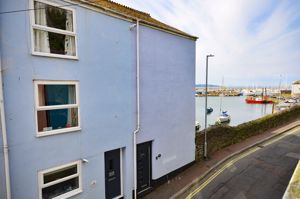 Photo 25- click for photo gallery